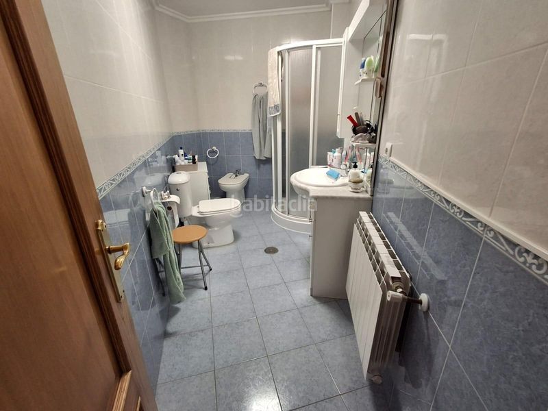 Foto ad861814-c395-410c-978d-49df56d299b0. Casa amb calefacció aparcament a Cenlle