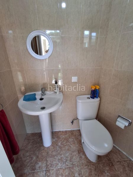Foto c8a2e7a3-99fa-4208-92d0-0b98e2cae0d6. Casa amb calefacció aparcament a Cenlle
