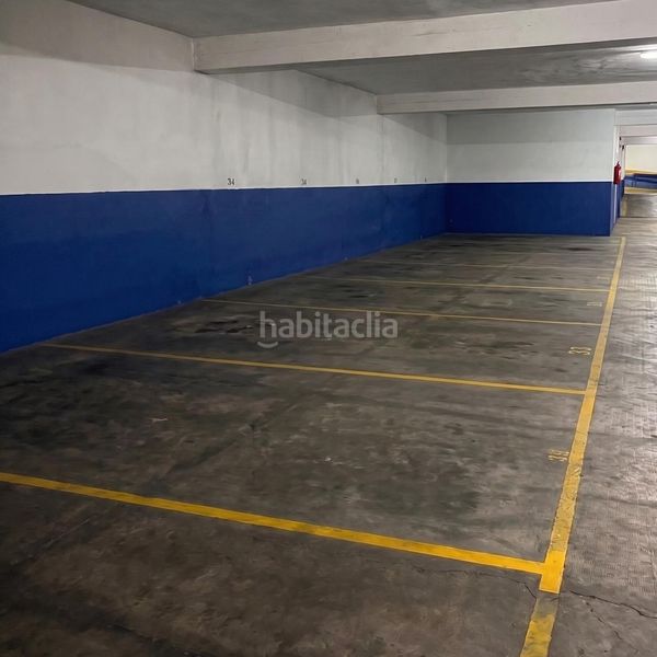 Foto 96ca022c-8015-46db-b5e3-c0682aaf02aa. Aparcament cotxe a Centro Ourense