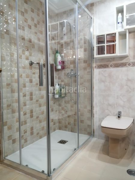 Foto 5ef0105d-6251-4e08-884a-8b481708e5ea. Pis amb aparcament a Centro Ourense