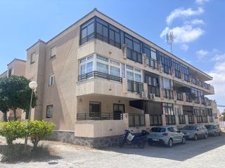 Pis a Zona Carrefour - Urbanizaciones