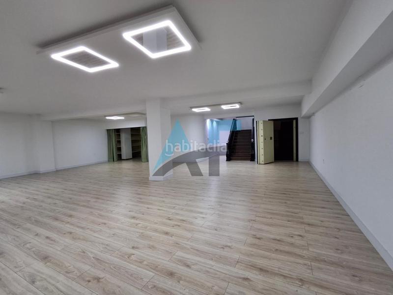 Foto 728edb26-92dc-4bf1-8ca4-30ab041c8957. Alquiler local comercial en Centro Ourense