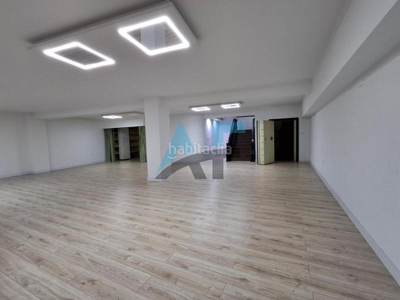Foto 94c82ec9-33aa-4f02-ad07-1dc73e87d26b. Lloguer local comercial a Centro Ourense