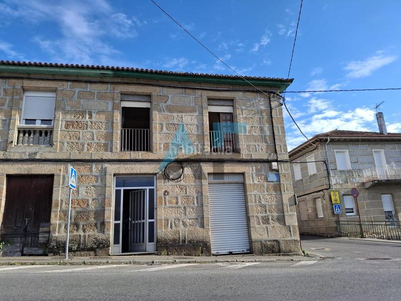 Foto 1405949e-e3ca-4b80-a66d-6bb5d2ed701a. Casa a As Lagoas Ourense