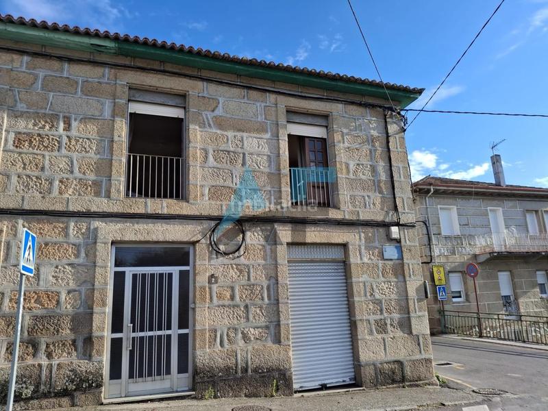 Foto bd6649d4-8ca2-4ef6-b53b-435f83c6b3d0. Haus in As Lagoas Ourense