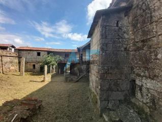 Masia a San Cibrao das Viñas