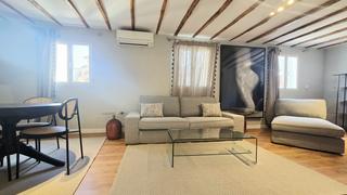 Rent Flat  De los libreros. Piso en alquiler en centro  malasaña, 2 dormitorios.