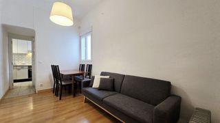 Rent Flat  De francisco silvela. Piso en alquiler en salamanca  lista, 3 dormitorios.