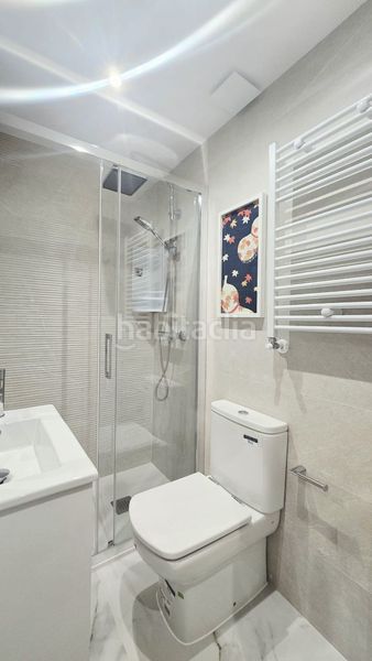 Foto fe52ec31-f6bd-4226-b18f-291dd042c8c3. Lloguer pis amb calefacció a Peñagrande Madrid