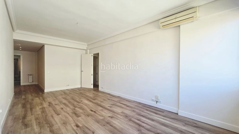 Foto 9f28632a-6e67-4f64-8a82-69c05eb5163c. Lloguer pis amb calefacció aparcament a Lista Madrid