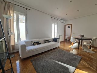 Location Appartement à Castellana. Piso en alquiler en salamanca  castellana, 1 dormitorio.