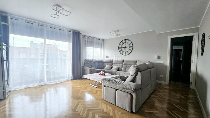 Foto 1ab0deee-a573-4984-8603-8bf6e0ee4a02. Appartamento con riscaldamento parcheggio piscina in Alcorcón