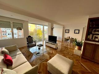 Alquiler Piso  De bruselas. Piso en alquiler en salamanca  la guindalera, 3 dormitorios.