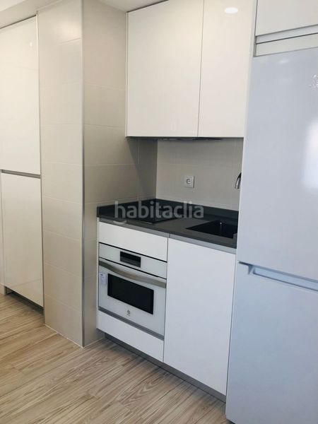 Foto a3d605d3-01b2-4c09-9e73-e98fba53c875. Lloguer pis amb calefacció aparcament a Ciudad Jardín Madrid