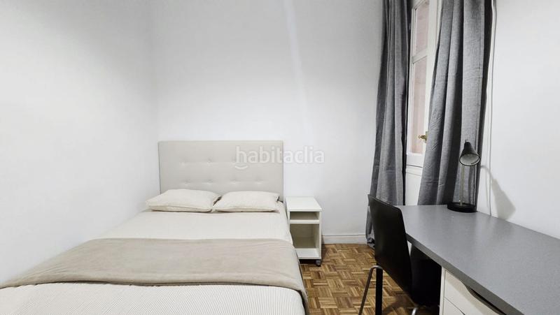 Foto b89ca5f8-f8df-447f-b15d-3a441db2e2b9. Location appartement avec chauffage dans Recoletos Madrid