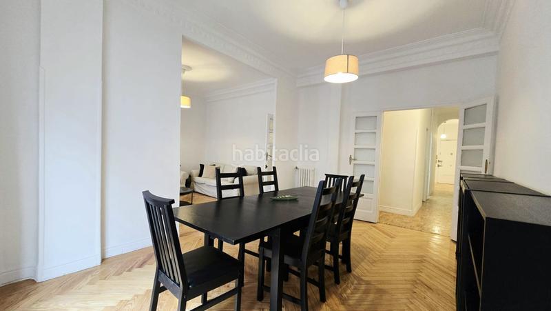 Foto 0945a8e1-54ae-4367-9540-4d12117eec4a. Rent flat with heating in Recoletos Madrid