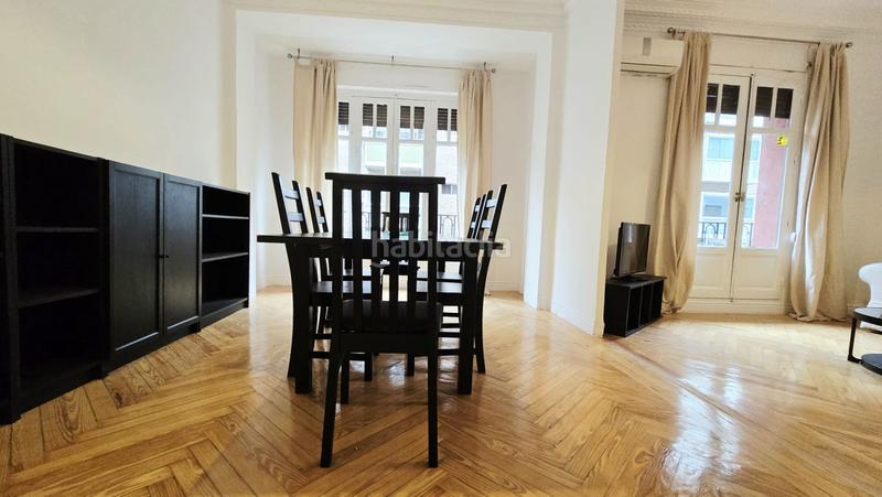 Foto c27bf67a-1766-4c93-bf33-a3aeae1c768d. Rent flat with heating in Recoletos Madrid