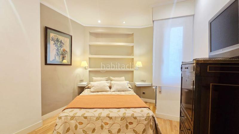 Foto 5602113d-de23-48ad-b0d8-2d9f710becd7. Rent flat with heating parking pool in Almagro Madrid