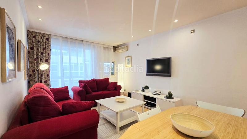 Foto 6e1ea7bb-3b9e-4c46-8a01-4413e6954fd8. Rent flat with heating parking pool in Almagro Madrid