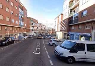 Aparcament cotxe  Ledesma. Zona carretera ledesma