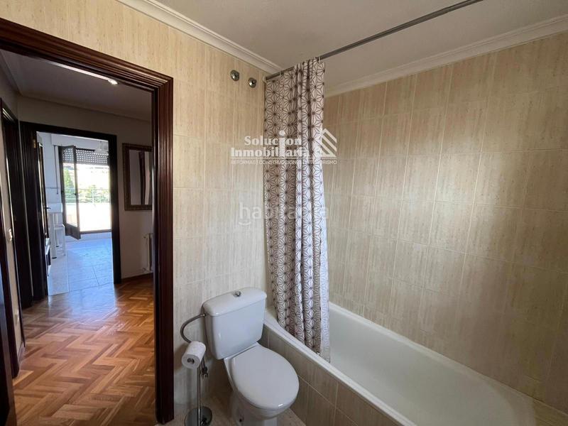 Foto 449c9faf-6021-4795-b066-be694c354e8c. Attico con riscaldamento parcheggio piscina in Tejares - Chamberí - Alcades Salamanca