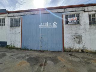 Bâtiment à usage industriel à Villares de la Reina. Nave industrial en poligono los villares