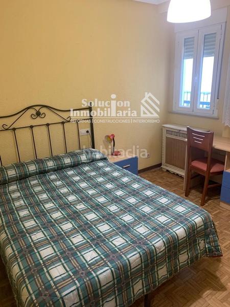 Foto e607c30d-82f2-4e5f-a793-ed6fd2686cbc. Alquiler piso bienvenidos estudiantes! alquiler zona av . en Salamanca