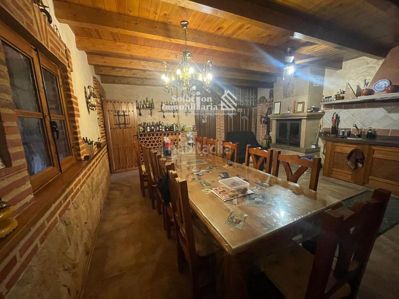 Foto 061b7405-1185-4733-a590-6400bedac6cc. Casa con riscaldamento parcheggio in Villares de la Reina