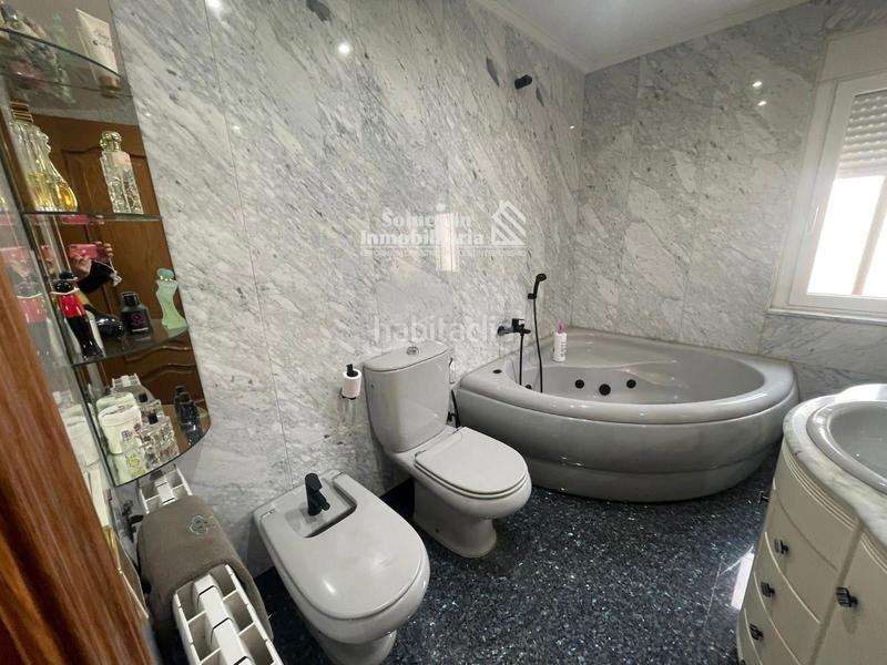 Foto 368bf60b-6595-4515-ab2a-d59b9918bd65. Casa con riscaldamento parcheggio in Villares de la Reina