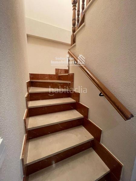 Foto 6e86d1e6-7c0a-4832-87c1-df5ffd4ed603. Casa con riscaldamento parcheggio in Villares de la Reina