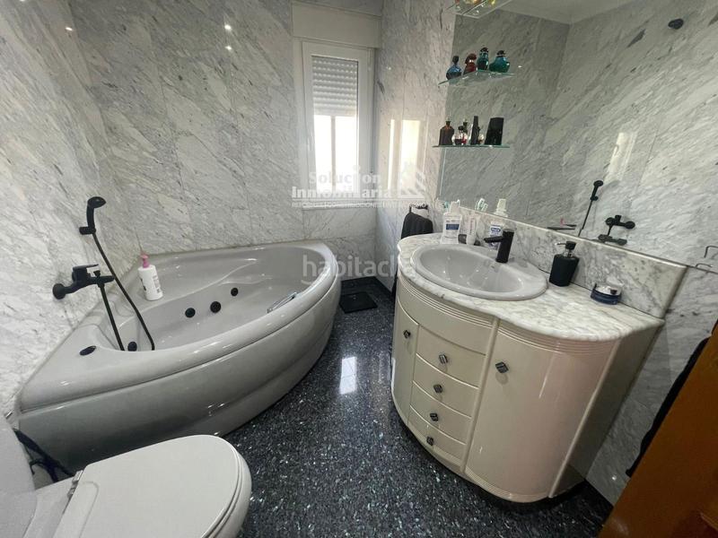 Foto bbf49f26-05b4-4428-9685-bdef9a1c881d. Casa con riscaldamento parcheggio in Villares de la Reina