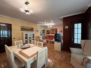 Appartement à Calle alvaro gil 27-31. Magnifica vivienda en calle alvaro gil con plaza de garaje inclu