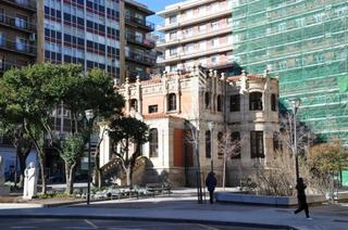 Appartement à Labradores. Gran vivienda para reformar en plaza gabriel y galán!!