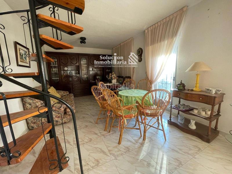Foto 0bed626a-dddd-4e27-b5cd-284786ee09f0. Chalet gran chalet independiente , con amplia parcela, piscina y bodega!! en Valdunciel