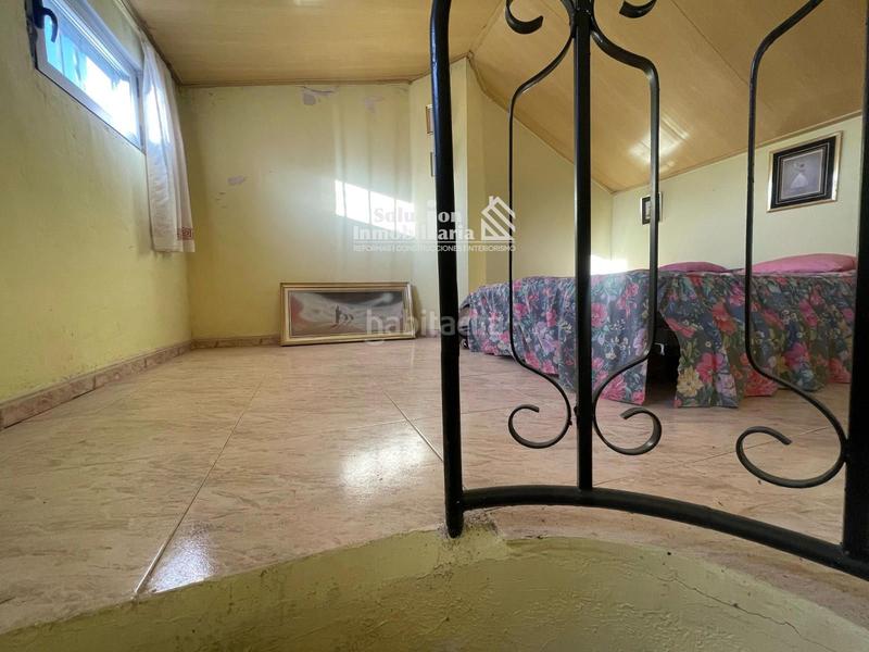 Foto 16bdb789-30ac-4366-885b-ac29f59003c8. Chalet gran chalet independiente , con amplia parcela, piscina y bodega!! en Valdunciel