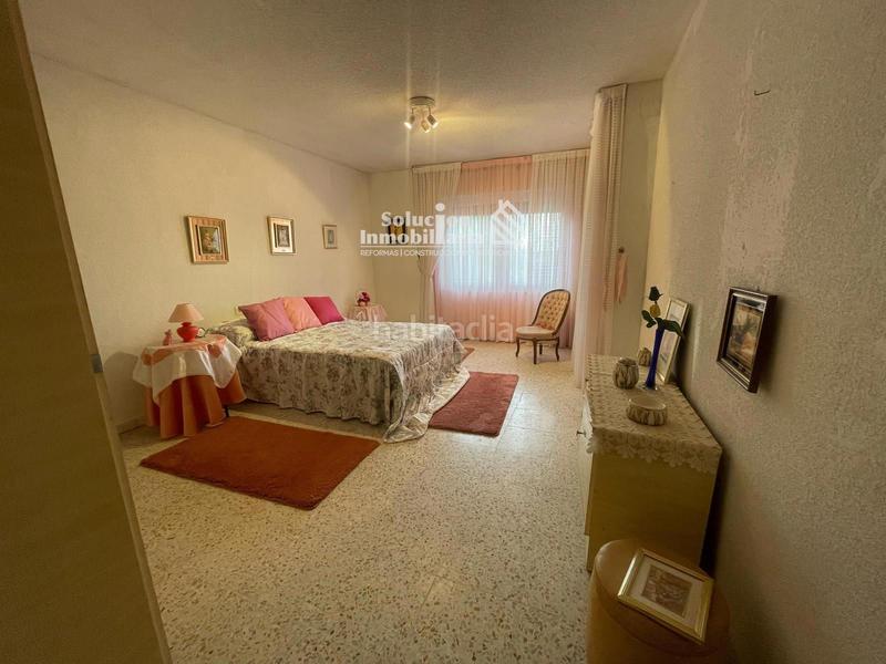 Foto 5dfac706-e043-41af-9d63-a32876fb38f7. Chalet gran chalet independiente , con amplia parcela, piscina y bodega!! en Valdunciel