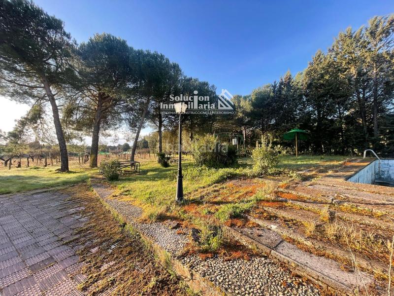 Foto 81ab23d6-dbf7-4d12-9bac-0939a726eb18. Chalet gran chalet independiente , con amplia parcela, piscina y bodega!! en Valdunciel