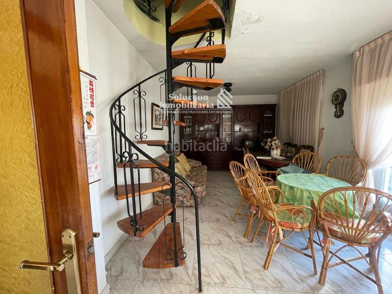Foto ac4e73b9-af10-413d-98e5-18e3f67f80e5. Chalet gran chalet independiente , con amplia parcela, piscina y bodega!! en Valdunciel