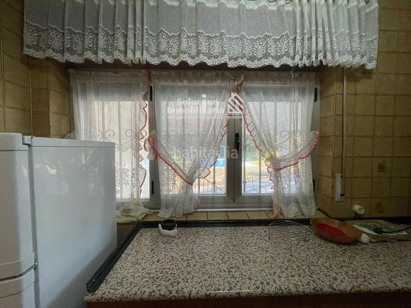 Foto fd3146c3-4084-4621-b623-1cae6b9f792b. Chalet gran chalet independiente , con amplia parcela, piscina y bodega!! en Valdunciel