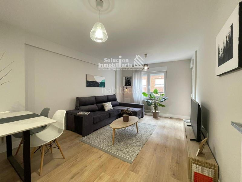 Foto 1659c336-1b3f-4a2d-bf30-b6fc0e79e67e. Flat with heating in Garrido Sur Salamanca