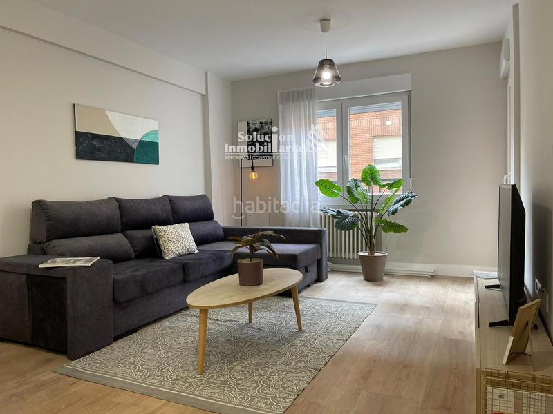 Foto 41b6cd7c-21ab-4a65-90bc-3d9aa3277b07. Flat with heating in Garrido Sur Salamanca