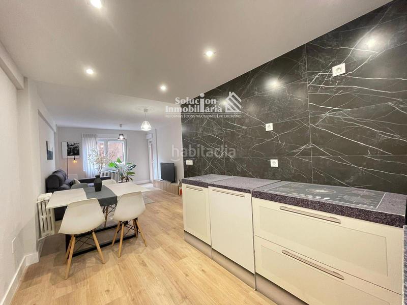 Foto 50b19404-7355-40f6-98fd-fe73b990a32e. Flat with heating in Garrido Sur Salamanca