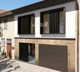 Maison jumelée à San narciso. Vivienda unifamiliar a estrenar de obra nueva frente al palacio