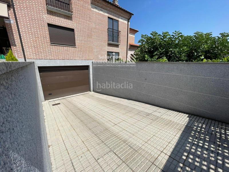 Foto 03a66185-4450-4d47-87ad-cec019fca183. Casa bifamiliare con riscaldamento piscina in Cabrerizos