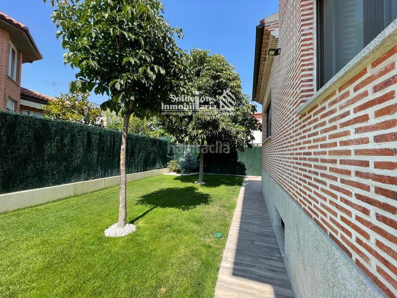 Foto 076b8ba7-0004-4e11-b869-af05a5fe1220. Casa bifamiliare con riscaldamento piscina in Cabrerizos