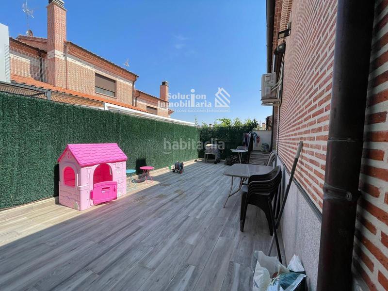 Foto 3fa4aa22-5937-416b-b875-a97cf15b5cc0. Casa bifamiliare con riscaldamento piscina in Cabrerizos