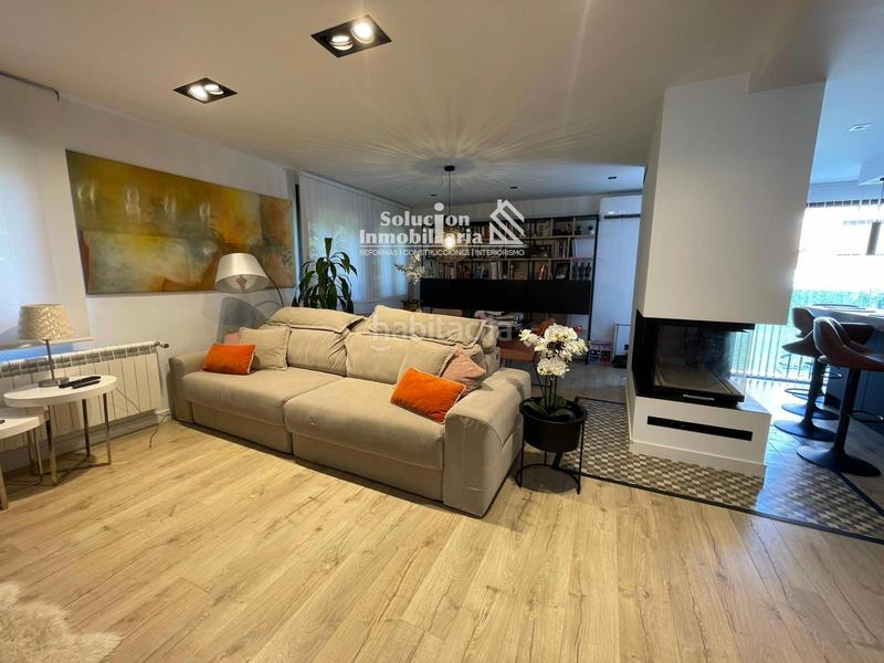 Foto 5f9cea29-fa26-466d-b3ea-cbf858b76b2c. Casa bifamiliare con riscaldamento piscina in Cabrerizos