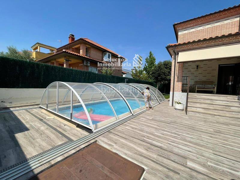 Foto 67ce6ed9-19d3-4997-88b4-46b091ac13d1. Casa bifamiliare con riscaldamento piscina in Cabrerizos