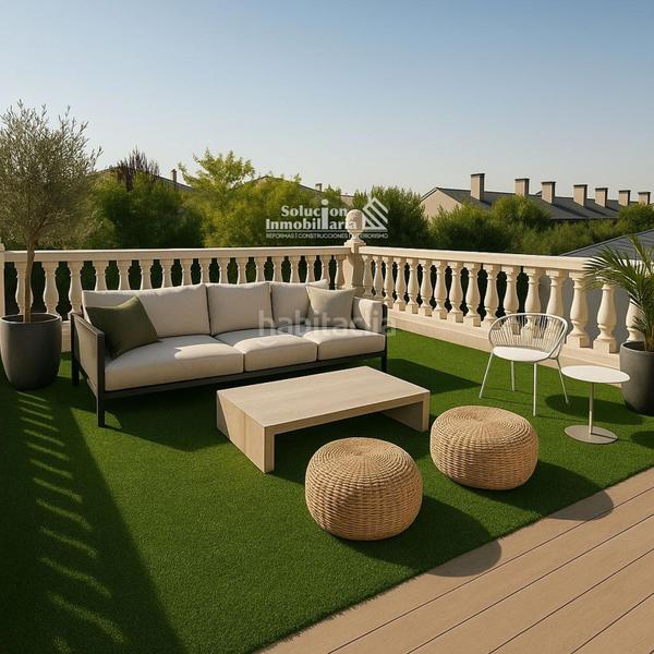 Foto 50480310-c9a4-4157-aa17-f21c2a0e1cfb. Doppelhaus mit heizung parking pool in Carbajosa de la Sagrada