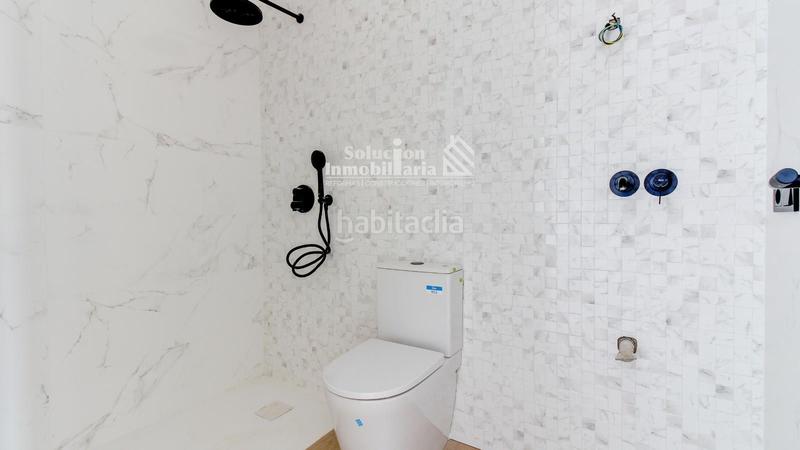 Foto c315f1f4-c9e3-41b4-964c-650c3ba31fcf. Doppelhaus mit heizung parking pool in Carbajosa de la Sagrada